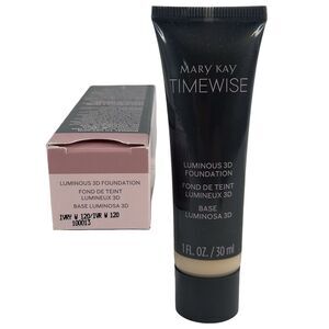 New In Box Mary Kay Timewise Luminous‎ 3D Foundation Ivory W 120 100013